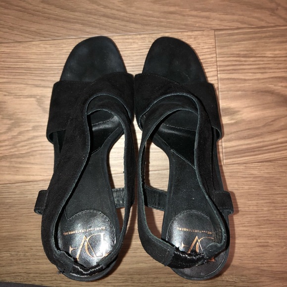DVF Black Slingback Velvet Heels size 6 - Picture 5 of 8